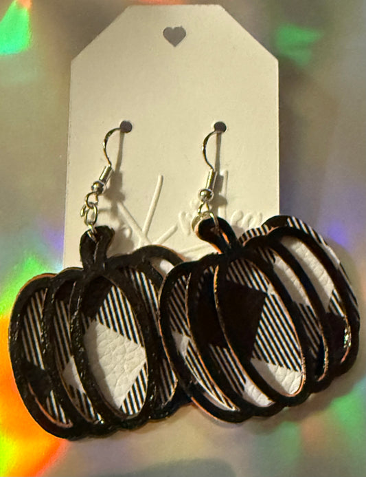 Pumpkin Earrings - Black